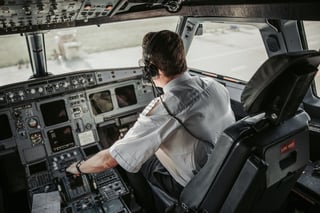 رؤى تدريب الطيارين الحاسمة لمستشاري السفر